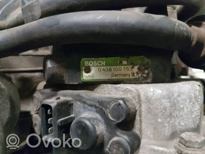 Audi 100 200 5000 C3 Oro filtro dėžė 0438100153 021129620