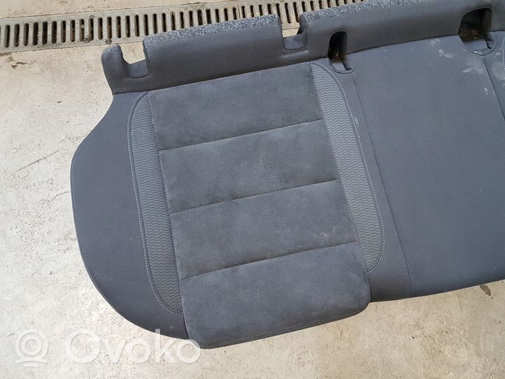 Volkswagen Golf VI Rear seat 