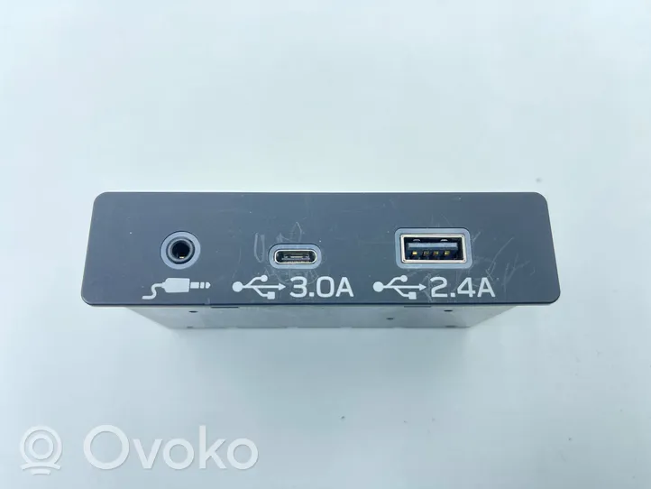 Subaru Outback (BT) Gniazdo / Złącze USB 86257AN10A