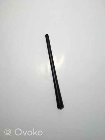 Dodge Nitro Antena (GPS antena) 