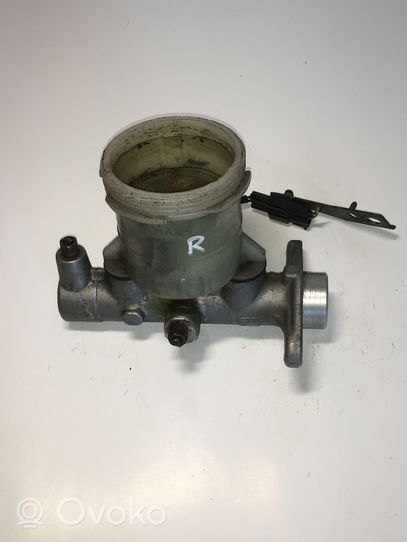 Mitsubishi Pajero Sport I Master brake cylinder 