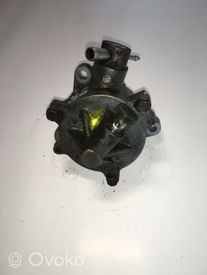 Mitsubishi Pajero Vacuum pump 2020A013