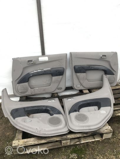 Mitsubishi L200 Seat set 