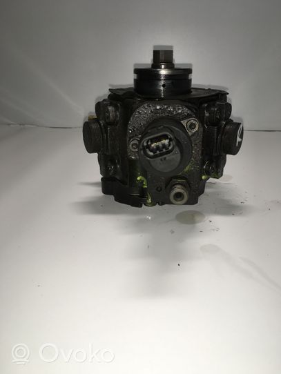 Land Rover Freelander 2 - LR2 Polttoaineen ruiskutuksen suurpainepumppu 0445010139