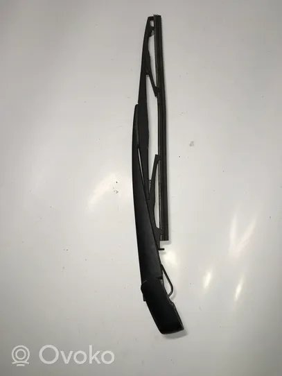 Mitsubishi Outlander Braccio della spazzola tergicristallo posteriore 06225