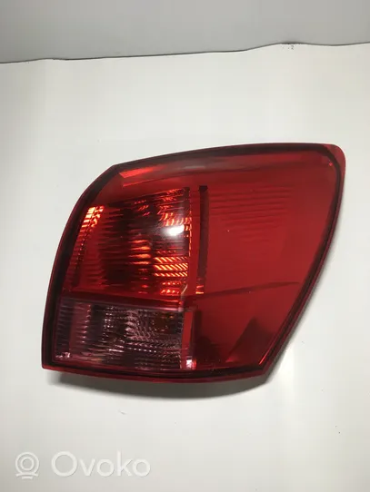 Nissan Qashqai Feux arrière / postérieurs 26550JD000