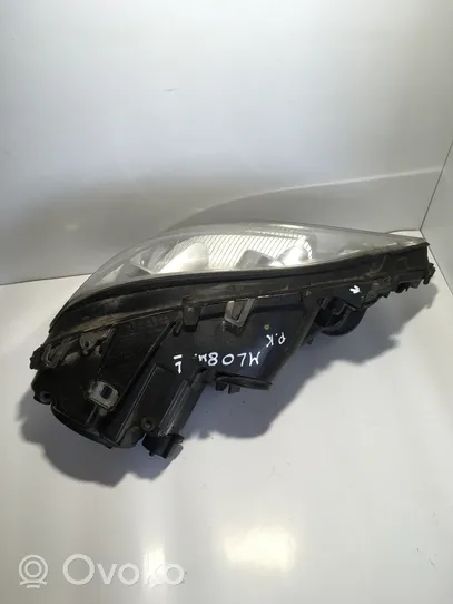 Mercedes-Benz ML W164 Lampa przednia E410206