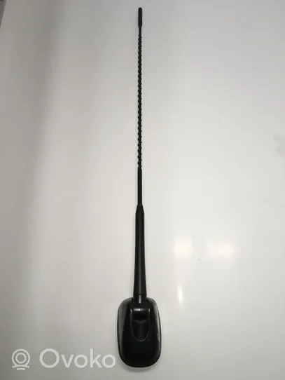 Mitsubishi L200 Antena radiowa V300521E