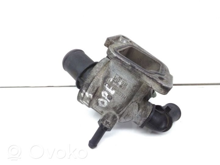 Opel Astra H Boîtier de thermostat / thermostat 