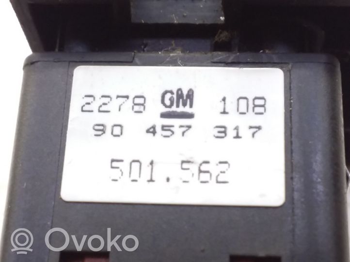 Opel Vectra B Istuimen lämmityksen kytkin 90457317