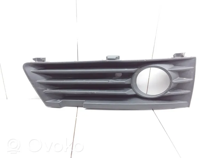 Opel Zafira B Front fog light trim/grill 13124990