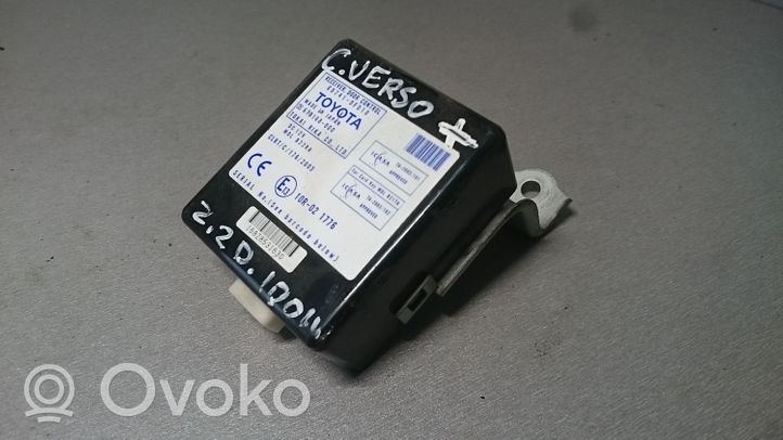 Toyota Corolla Verso E121 Durų elektronikos valdymo blokas 897410F010