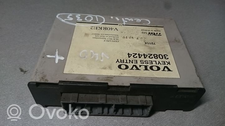 Volvo S40, V40 Centrālās atslēgas vadības bloks 30824424