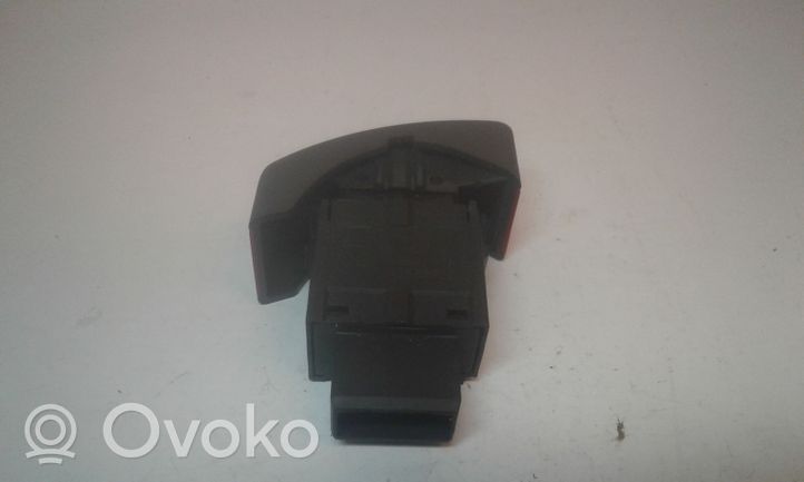 Opel Corsa C Przycisk świateł awaryjnych 13539900