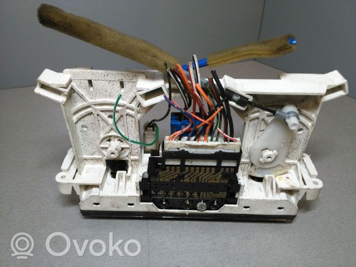 Mitsubishi Space Runner Блок управления кондиционера воздуха / климата/ печки (в салоне) MR262492
