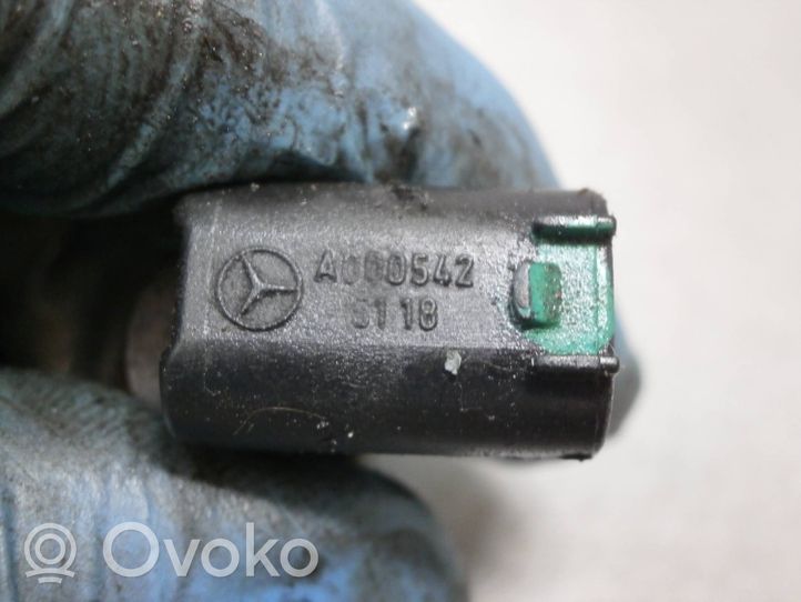 Mercedes-Benz ML W163 Czujnik temperatury płynu chłodzącego A0005425118