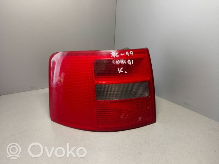 Audi A6 S6 C5 4B Lampa tylna 4B9945095D