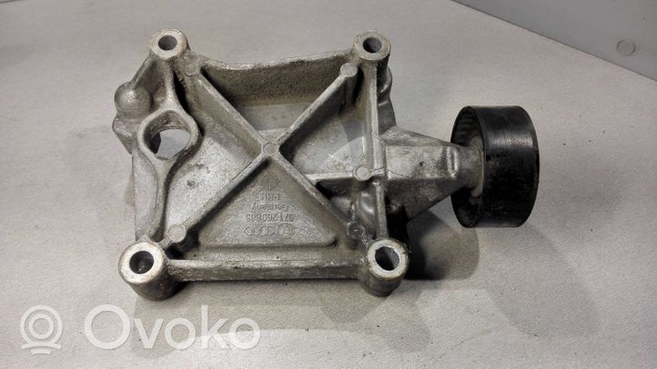 Volkswagen PASSAT B5.5 Staffa di montaggio del compressore dell’A/C 071260885