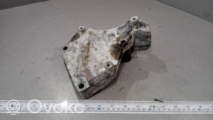 Opel Vectra B Generator/alternator bracket 9129341