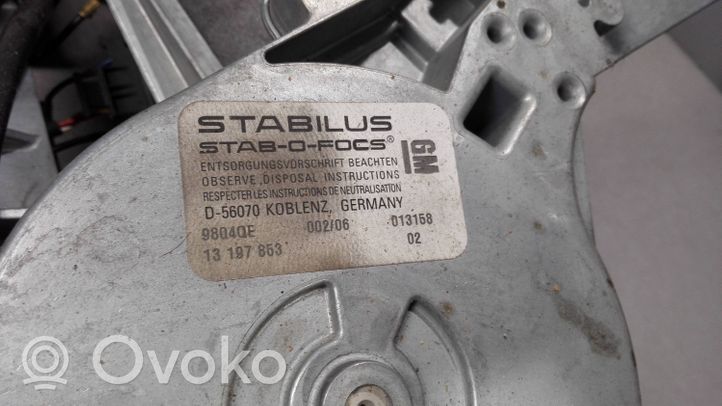 Opel Vectra C Pompe, vérin hydraulique de hayon 13197853