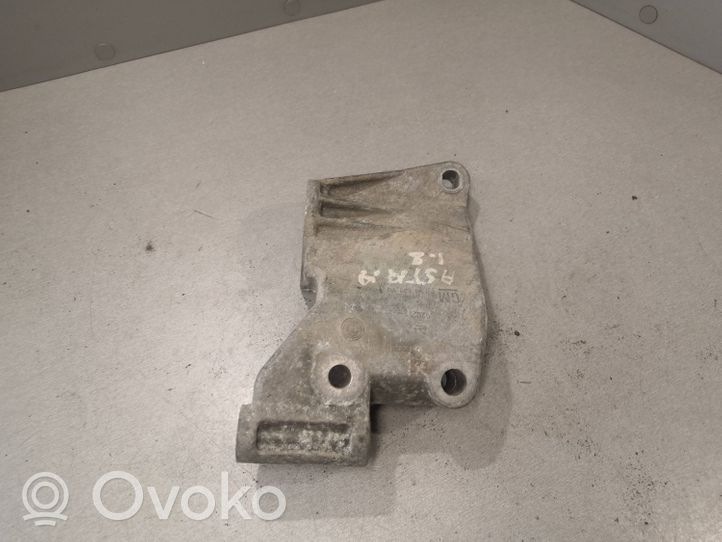 Opel Astra H Generator/alternator bracket 90571112