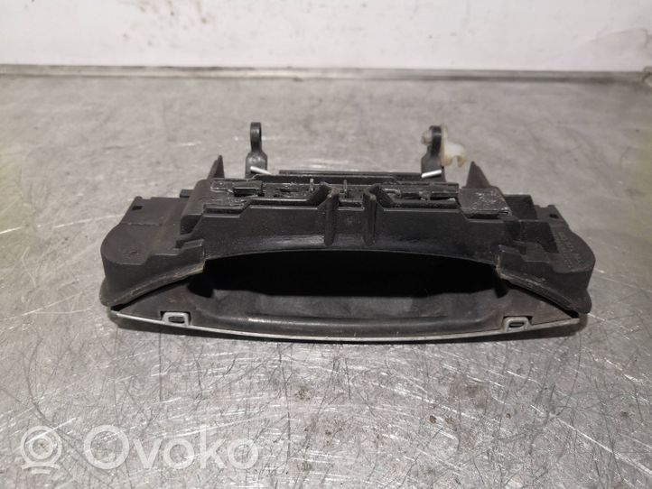 Audi A3 S3 A3 Sportback 8P Klamka zewnętrzna drzwi 4B0839885