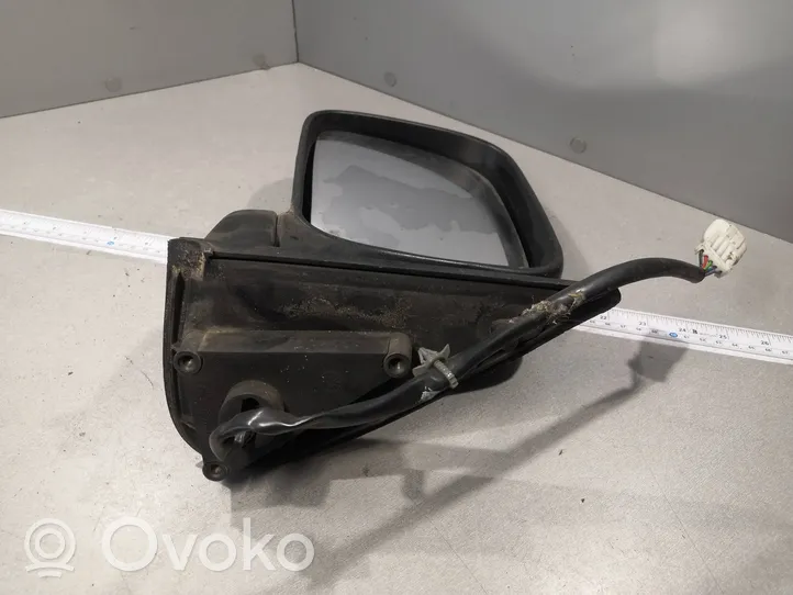 Nissan Terrano Etuoven sähköinen sivupeili E9020066