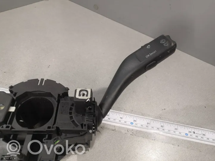 Volkswagen Golf V Leva/interruttore dell’indicatore di direzione e tergicristallo 1K0953519A