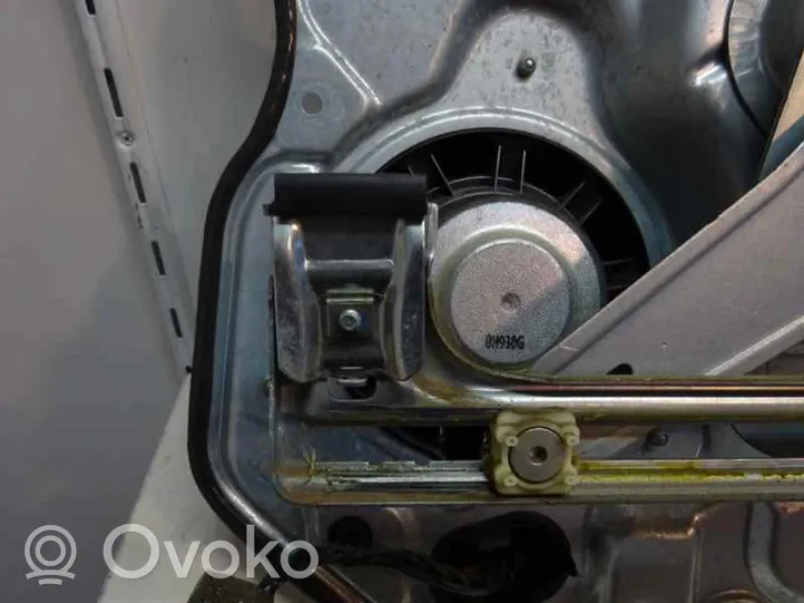 Volvo V70 Elektryczny podnośnik szyby drzwi tylnych 