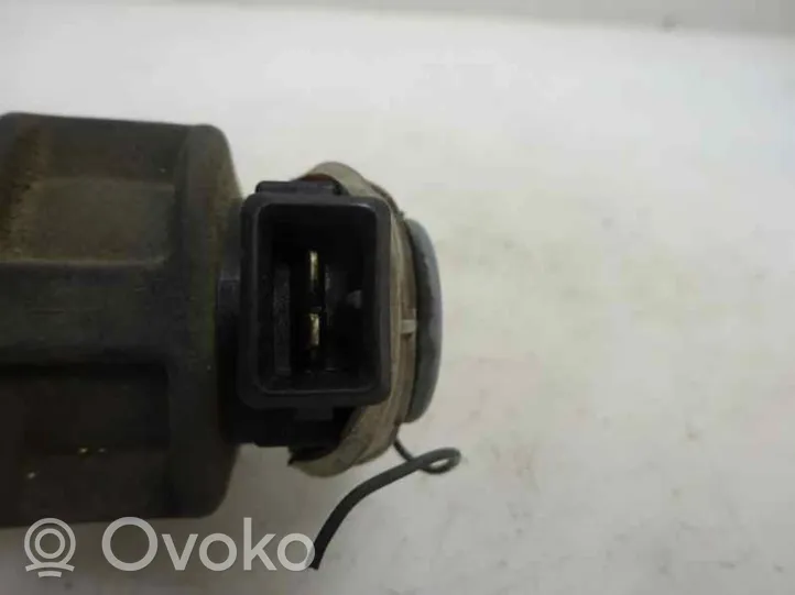 Dacia Sandero Vacuum valve 