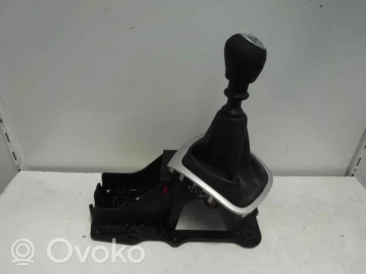 Renault Megane III Gear selector/shifter (interior) 8200777403