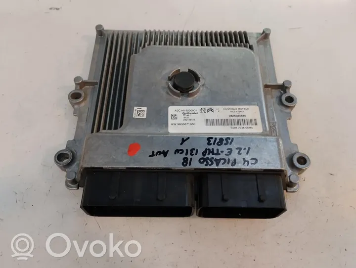 Citroen C4 II Picasso Variklio valdymo blokas 9826380880