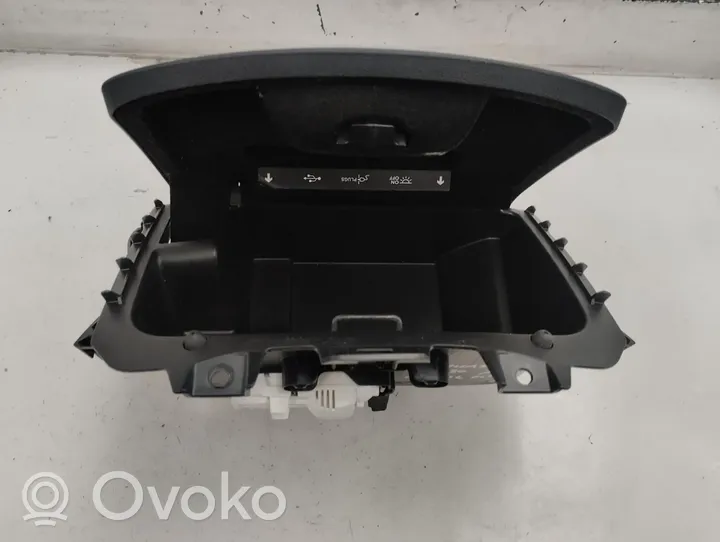 Citroen C4 II Picasso Glove box 