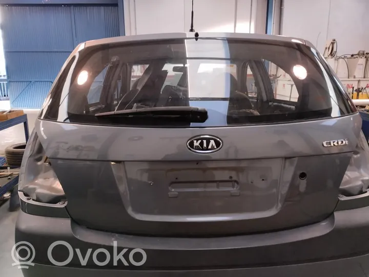 KIA Rio Takaluukun/tavaratilan kansi 