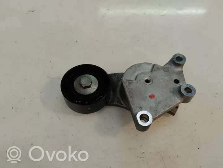 Ford Fiesta Lichtmaschine Riemenspanner Spannrolle Keilrippenriemen Keilriemen 