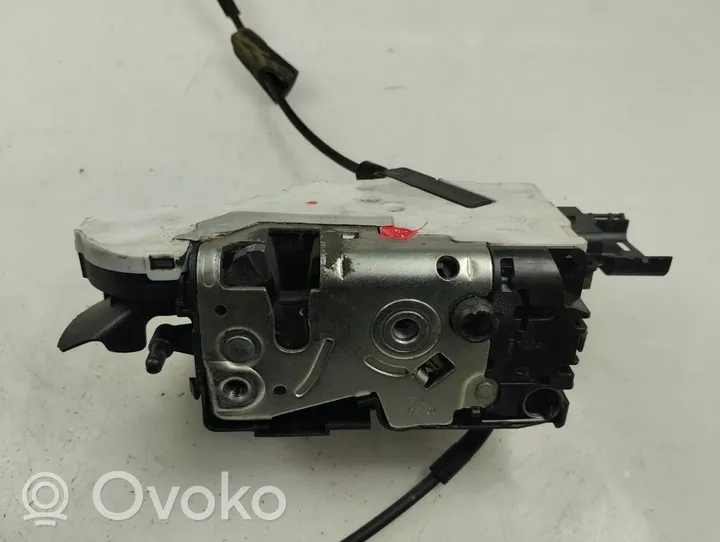 Peugeot 207 Front door lock 24087816