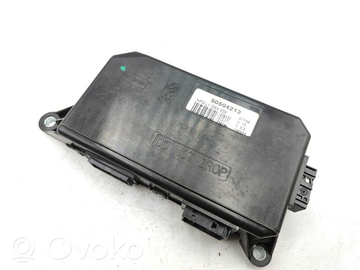 Alfa Romeo 159 Unité de commande module de porte 50504213