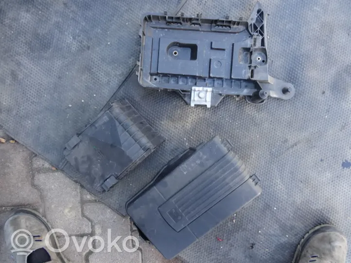 Volkswagen Scirocco Battery box tray 1K0937132F