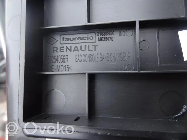Renault Clio V Vaihteenvalitsimen kehys verhoilu muovia 969254056R