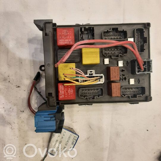 8200283811 Renault Espace Grand espace IV Fuse module, 20.00 € RRR