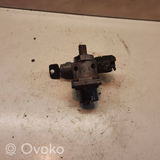 Opel Omega B1 Ignition lock 26034040