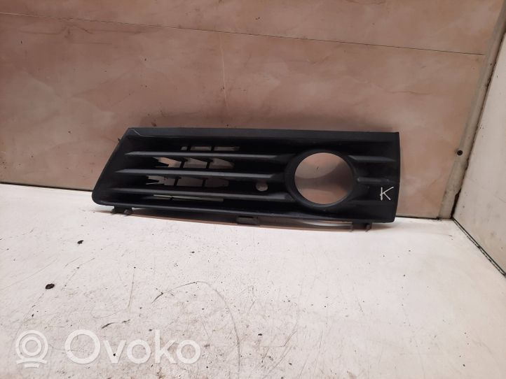 Opel Zafira B Grille antibrouillard avant 13124989