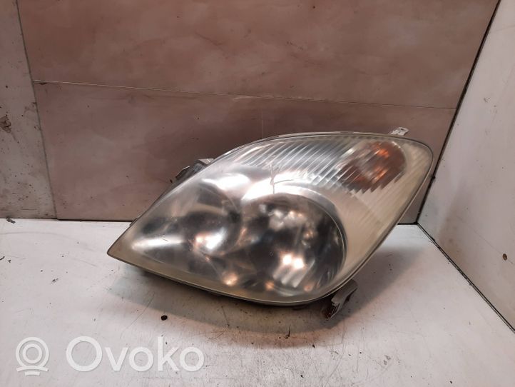 Toyota Corolla Verso E121 Lampa przednia 