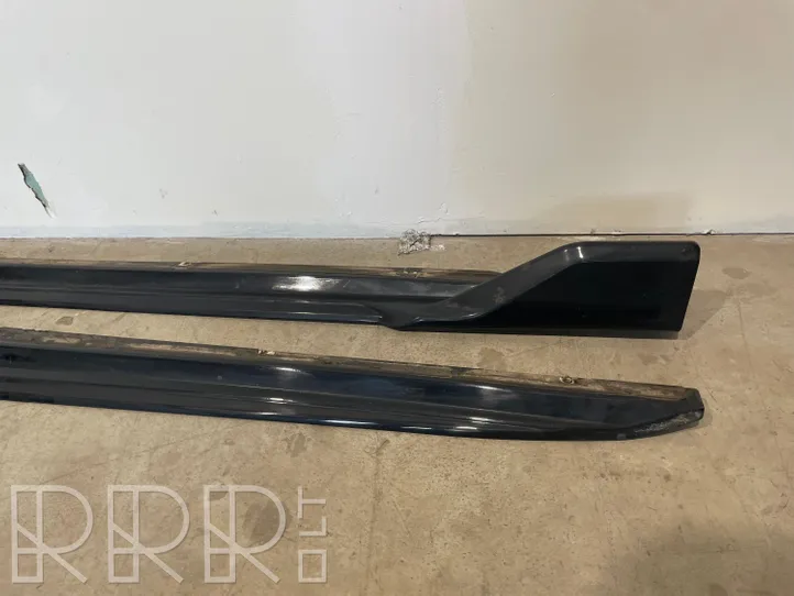 BMW X5 G05 Rivestimento sottoporta/minigonna laterale 