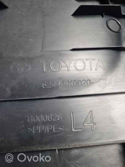 Toyota Yaris Cross (B) Revêtement de pilier (bas) 62414K0020