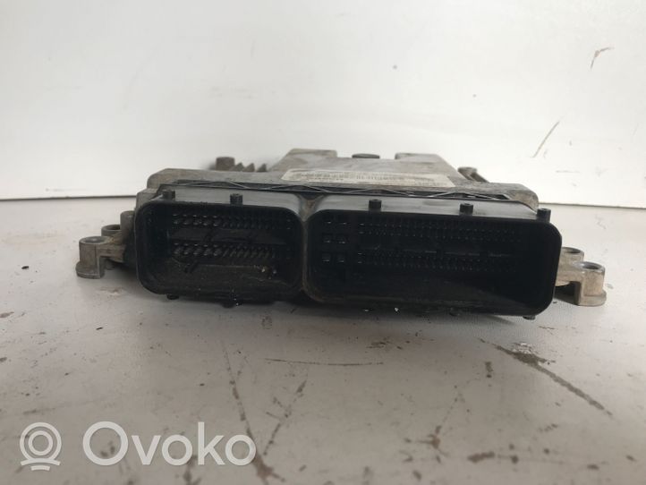 Iveco Daily 6th gen Komputer / Sterownik ECU silnika 5801557345