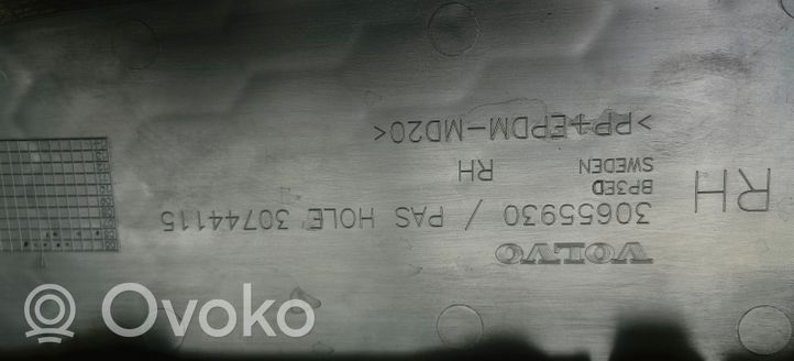 Volvo S80 Front fog light trim/grill 30655930