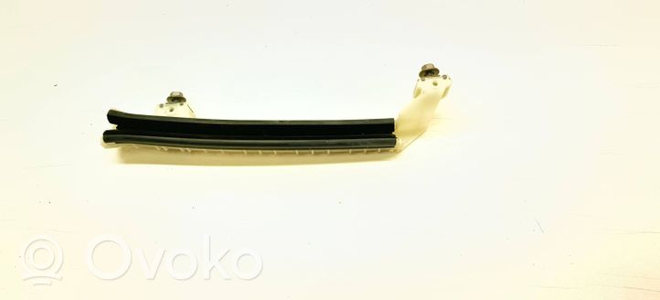 Renault Megane IV Rail de pare-brise de porte arrière 822166457R