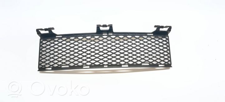 BMW 6 E63 E64 Grille inférieure de pare-chocs avant 5111700882014