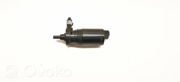 Volvo XC60 Headlight washer pump 1013229